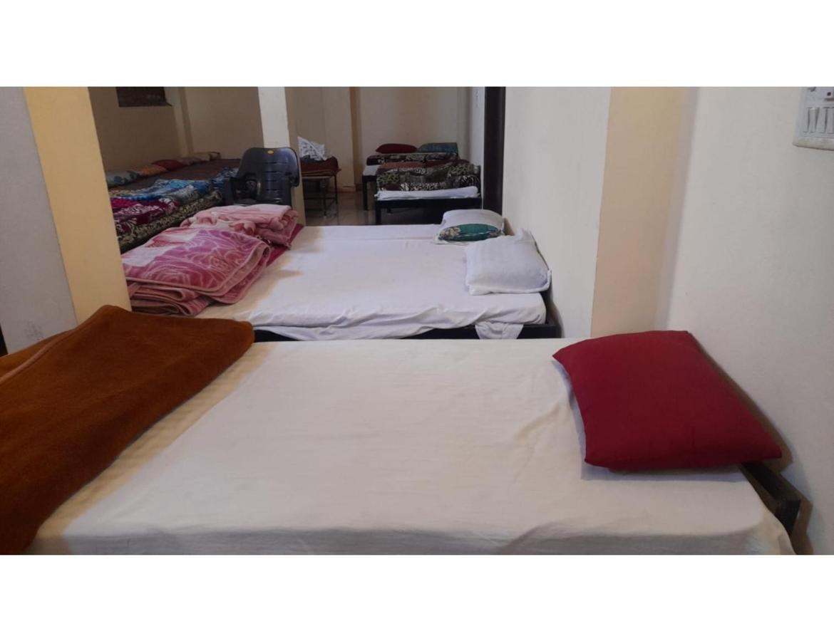 Hotel Mahakal Vishram, Ujjain Zewnętrze zdjęcie